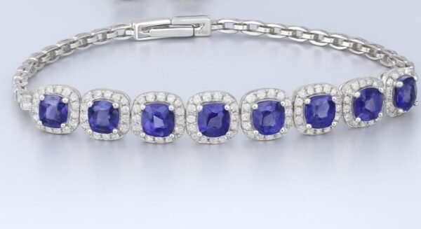 Natural purple Sapphire Unheated 1.04 Caret gemstones - Image 9